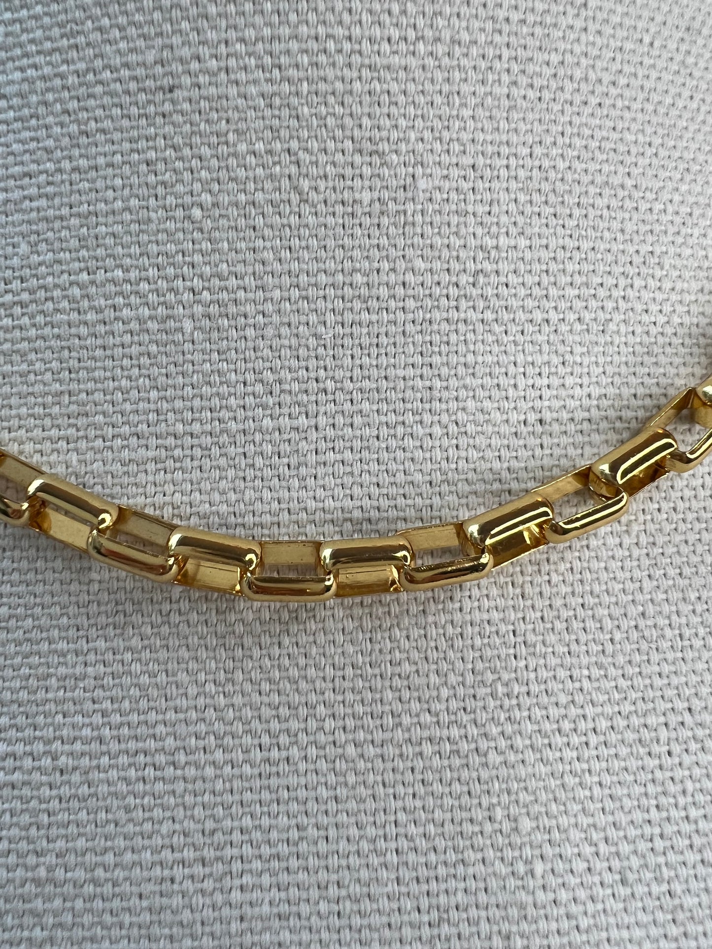 CHOKER SQUARE LINK GOLD