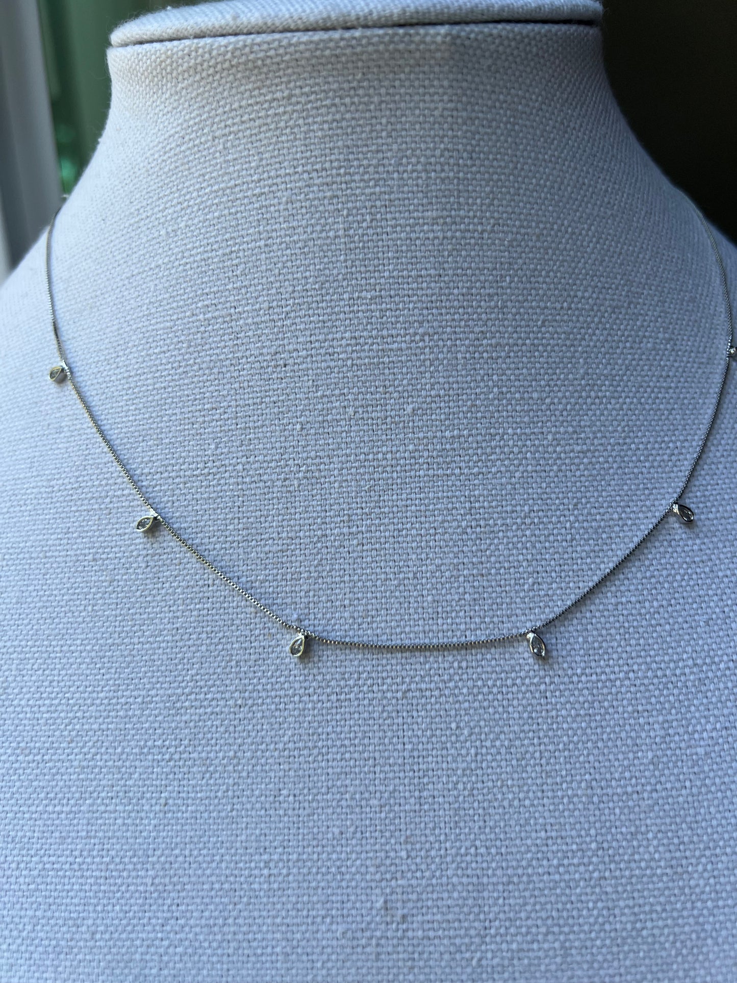 Choker Delicate Drops Rhodium