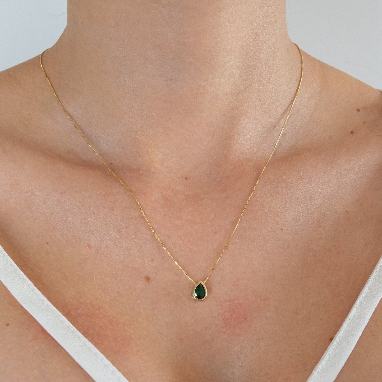 Necklace Emerald Zirconia.