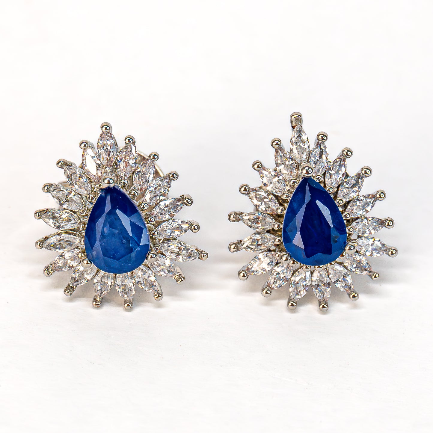 Earring Sapphire Zirconia